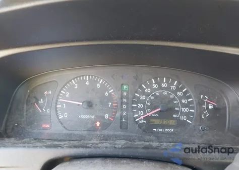 2000 Toyota Sienna Le from USA, damaged, VIN 4T3ZF13C2YU232902